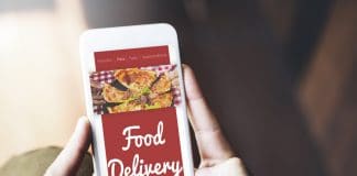 Restaurants in Fort Lee Offering Takeout and Delivery During Coronavirus Shutdown View the list of more than 50 restaurants in Fort Lee Town Center offering takeout and delivery services during coronavirus shutdown.