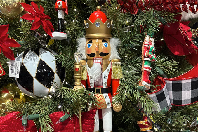 Holiday Open House at Down to Earth Living. Get details on mybergen.com.