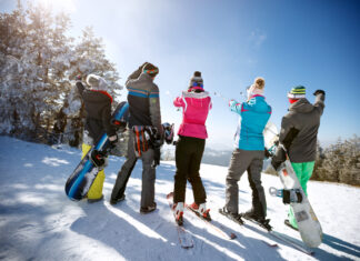 Skiing at Campgaw in Mahwah, NJ: Fun for All Ages Skiing at Campgaw Mountain in Mahwah, NJ and Other Outdoor Winter Fun. Mybergen.com