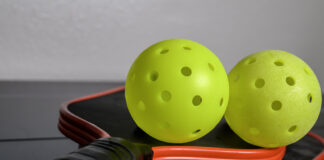 Play pickleball in the Bergen County area.