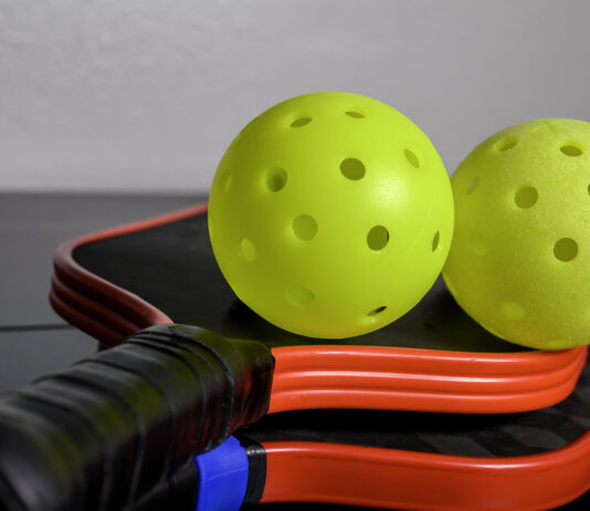 Play pickleball in the Bergen County area.