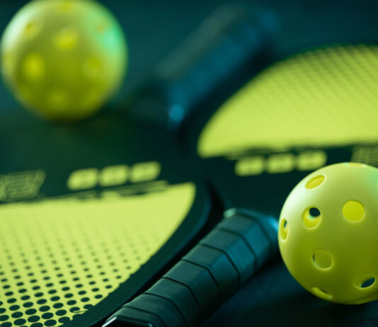 Sign up for winter pickleball clinics at Montclair Pickleball in Fair Lawn! New players and registrants save 10%!